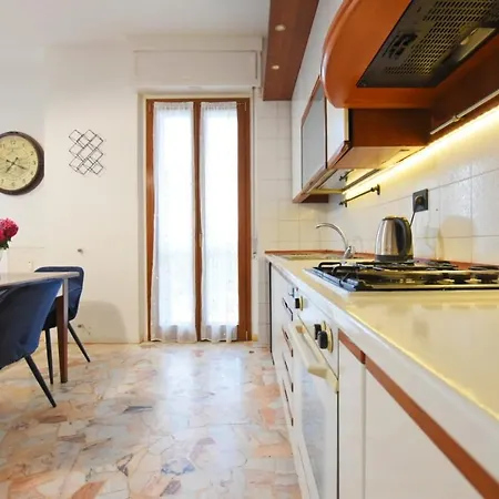 Apartment Casa Vacanze *